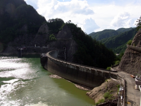 �⺬������